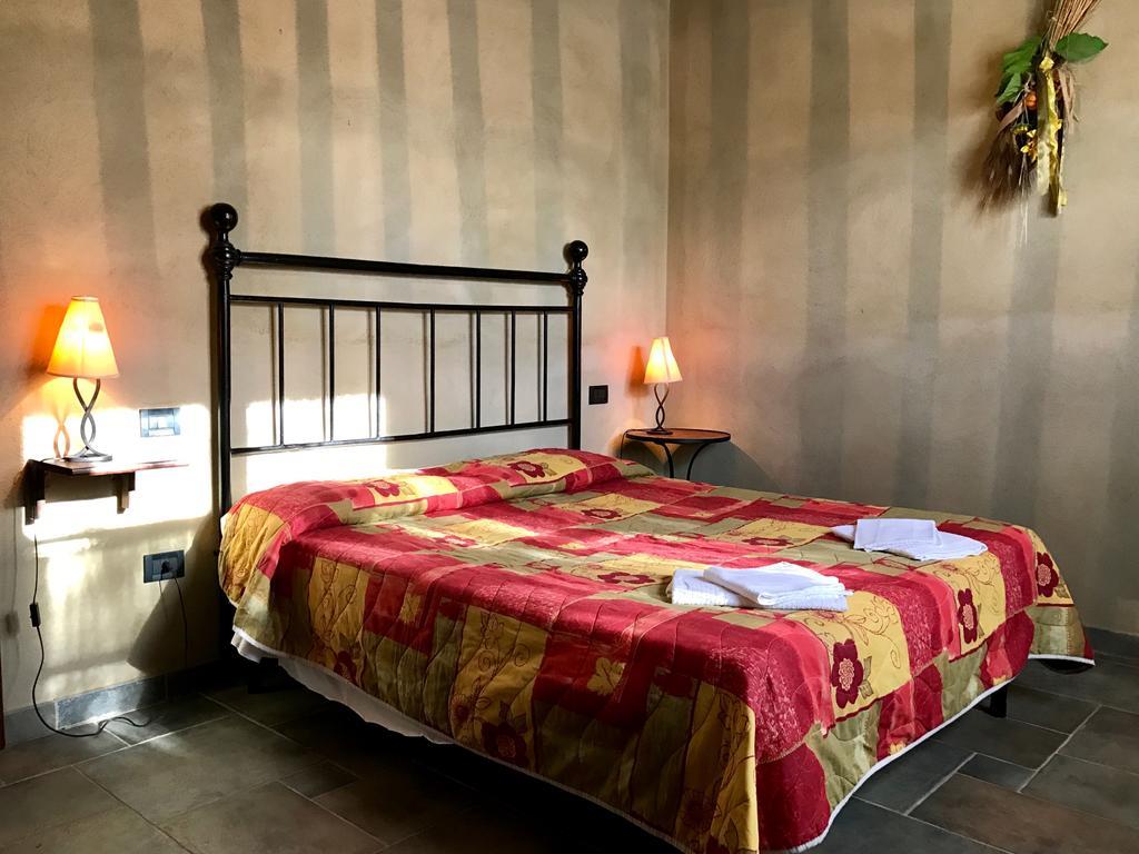 Casale San Giovanni Cura Nuova ภายนอก รูปภาพ