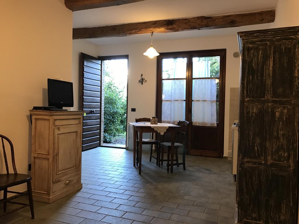 Casale San Giovanni Cura Nuova ภายนอก รูปภาพ
